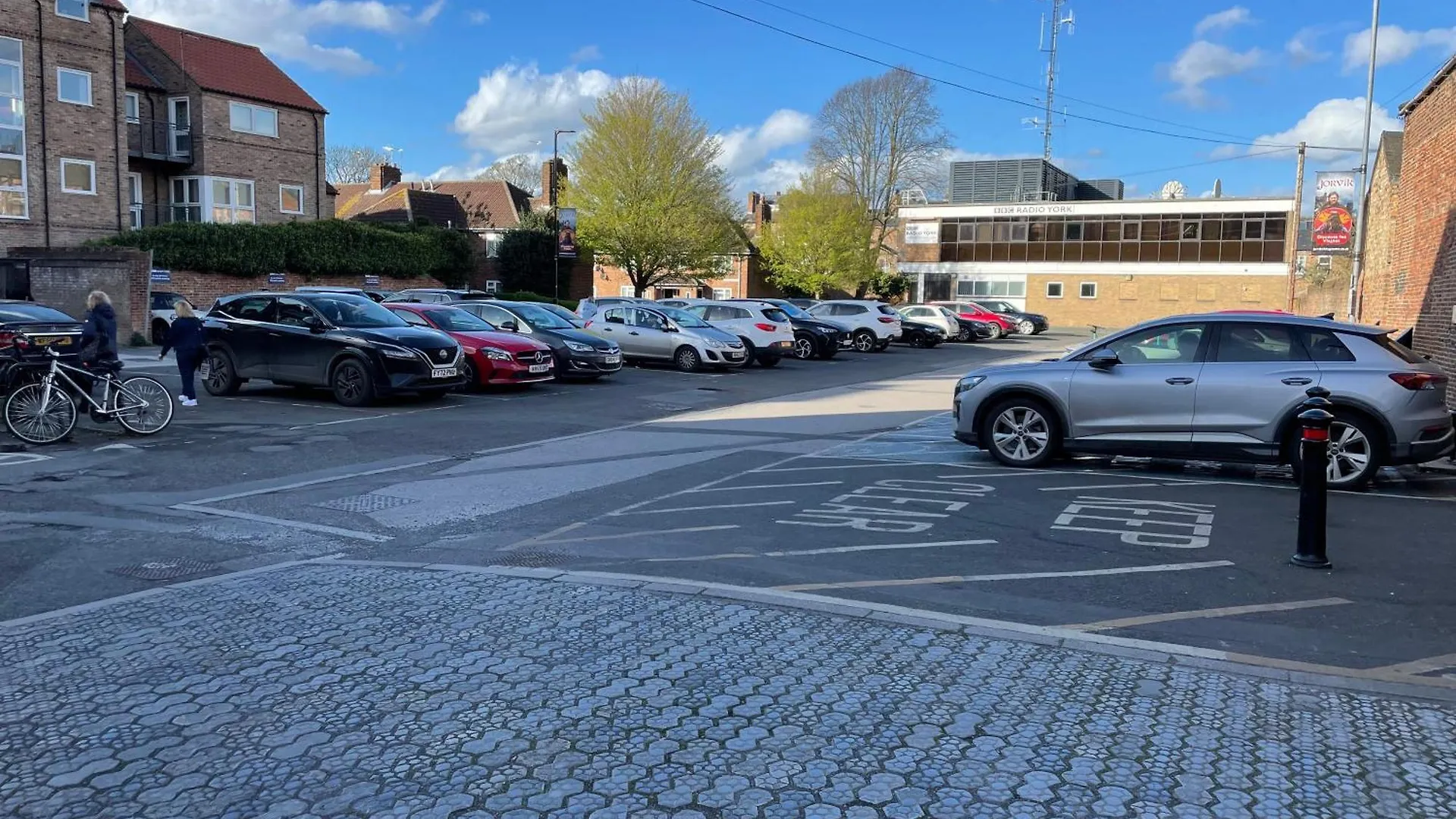 Apartamento York Staycation With Free Parking